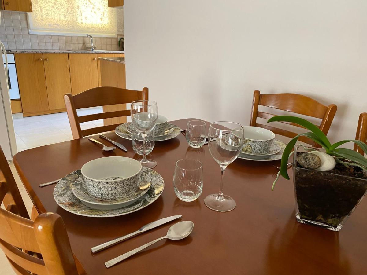 Holiday City Center Apartment Larnaca Luaran gambar
